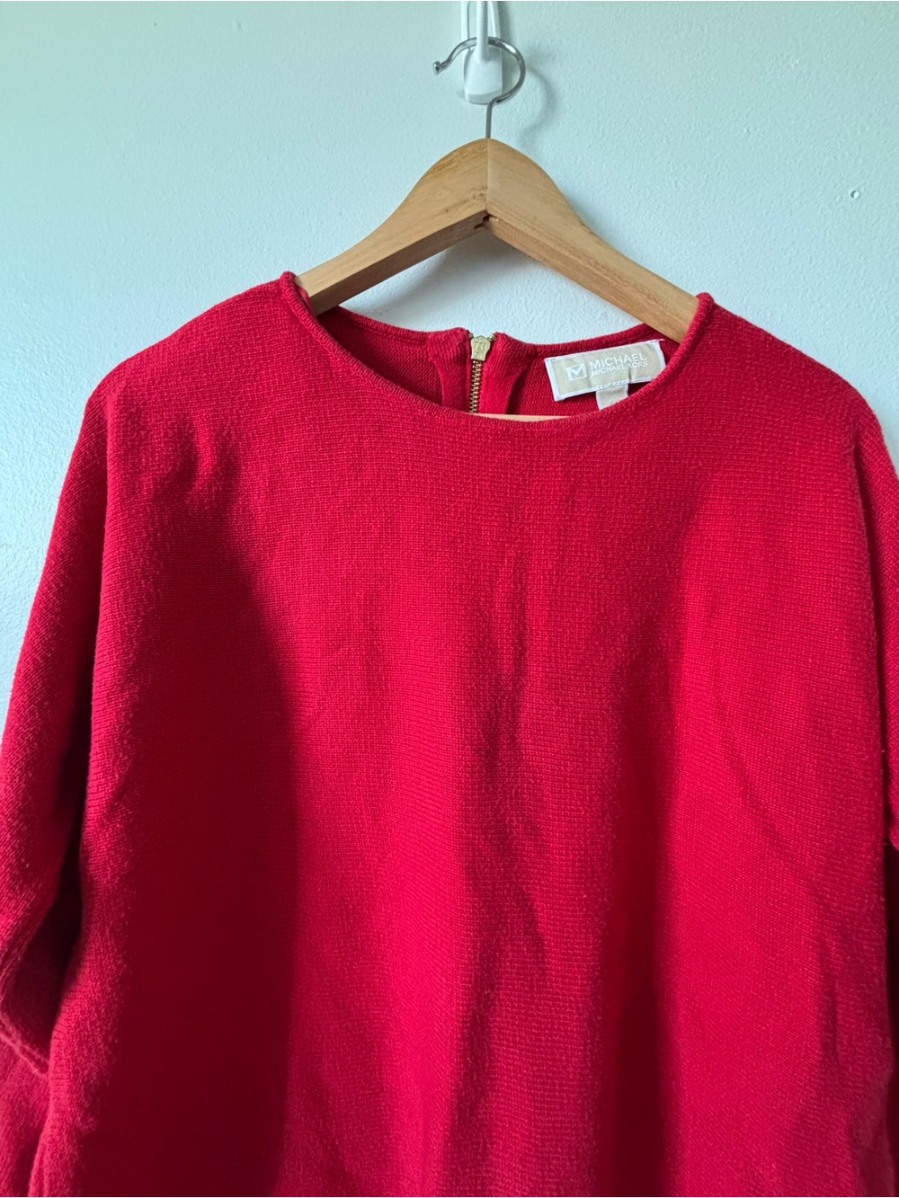 Michael Kors Red Knit Long Sleeve Top with Gold Back Zip - Picture 3 of 11